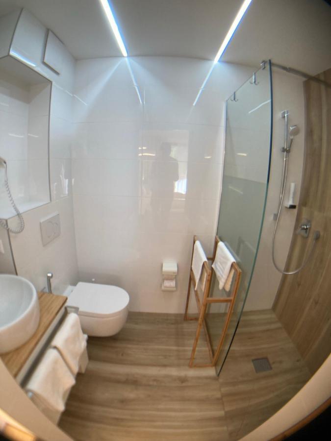 Seehotel Am Hallstaettersee Modern Rooms Obertraun Ngoại thất bức ảnh
