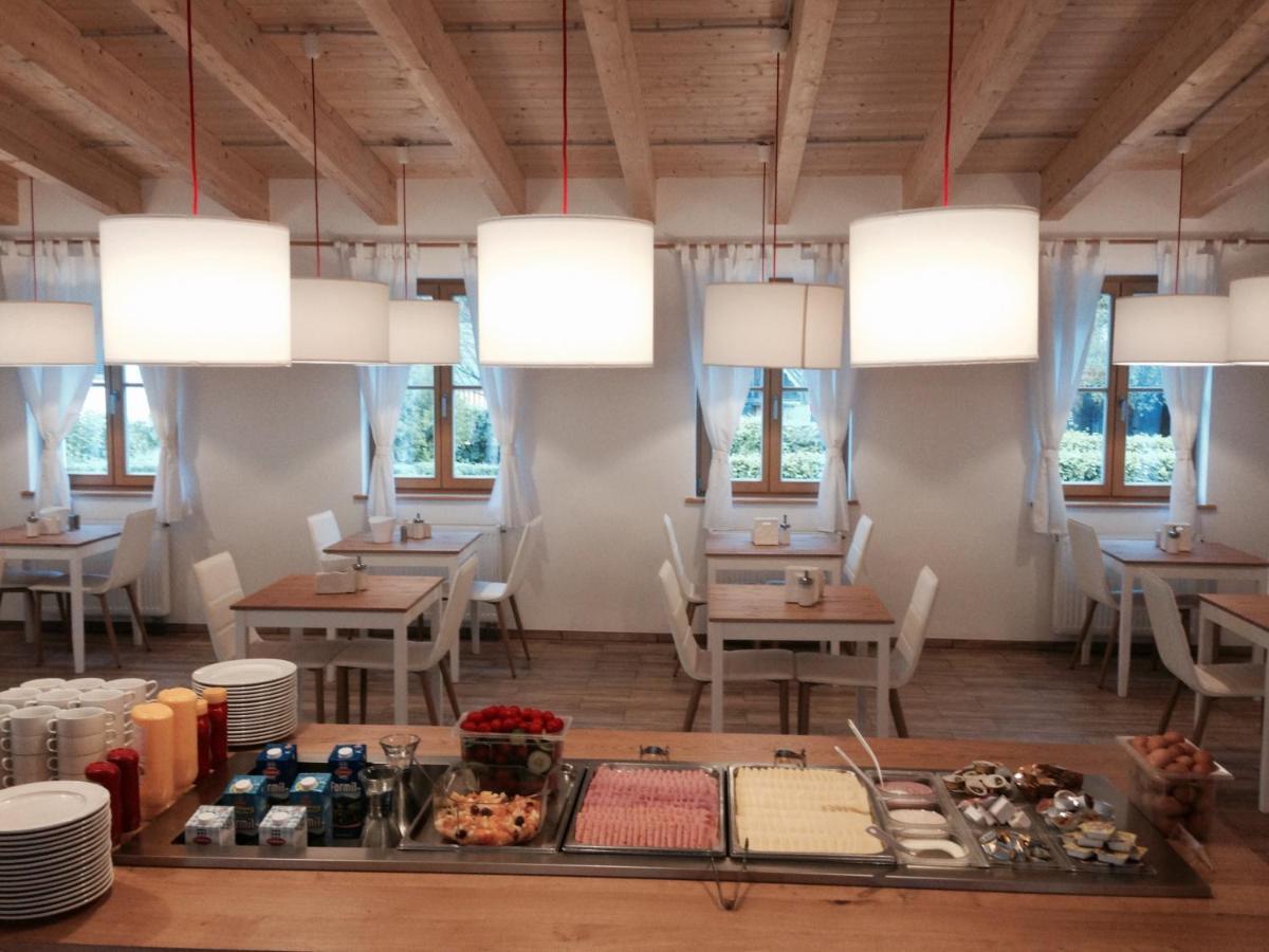 Seehotel Am Hallstaettersee Modern Rooms Obertraun Ngoại thất bức ảnh